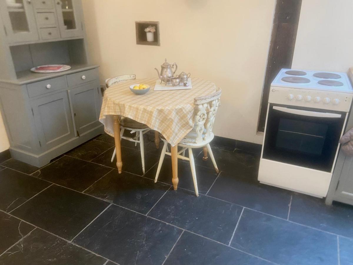 Beautiful 1-Bed House In Gloucestershire Westbury on Severn Екстер'єр фото