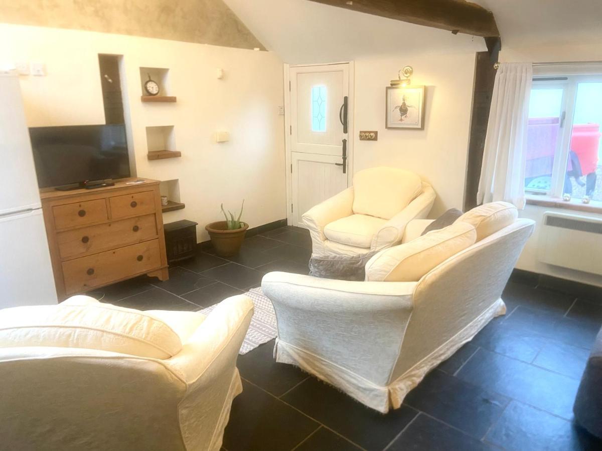Beautiful 1-Bed House In Gloucestershire Westbury on Severn Екстер'єр фото